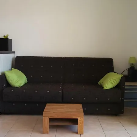 Apartment Studio 4 Personnes A Calvi, Toutes Commodites A Pied