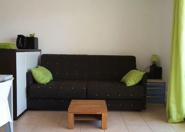 Апартаменты Studio 4 Personnes A Calvi, Toutes Commodites A Pied