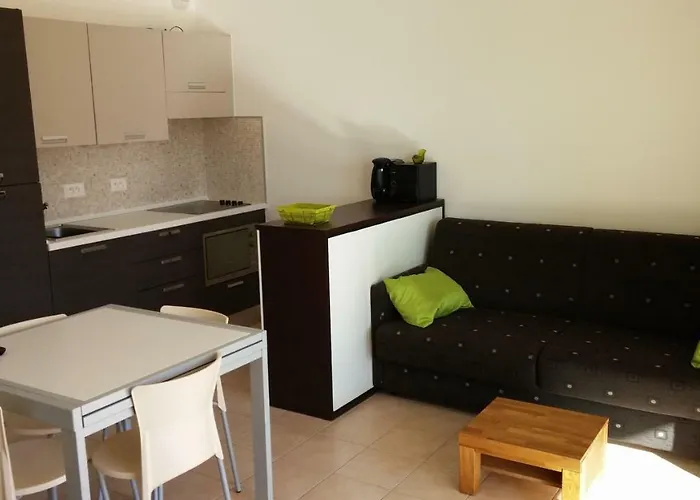 Studio 4 Personnes A Calvi, Toutes Commodites A Pied Апартаменты *