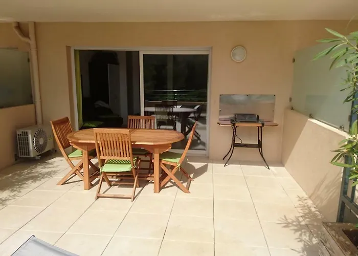 Studio 4 Personnes A Calvi, Toutes Commodites A Pied *